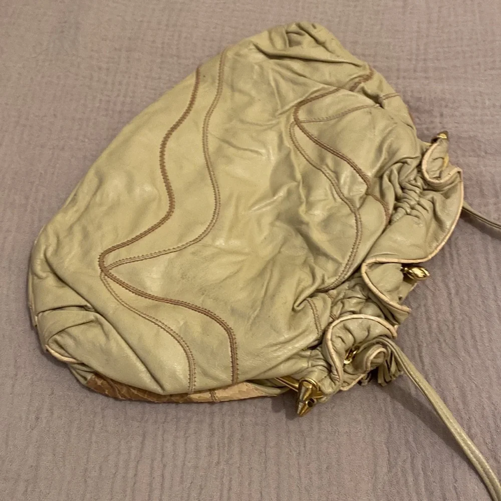 CARLO FIORI OF ITALY Stylish Vintage Beige and Brown Women's Bag